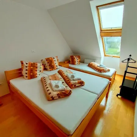 Garni 7 Prázdninový dům Bovec